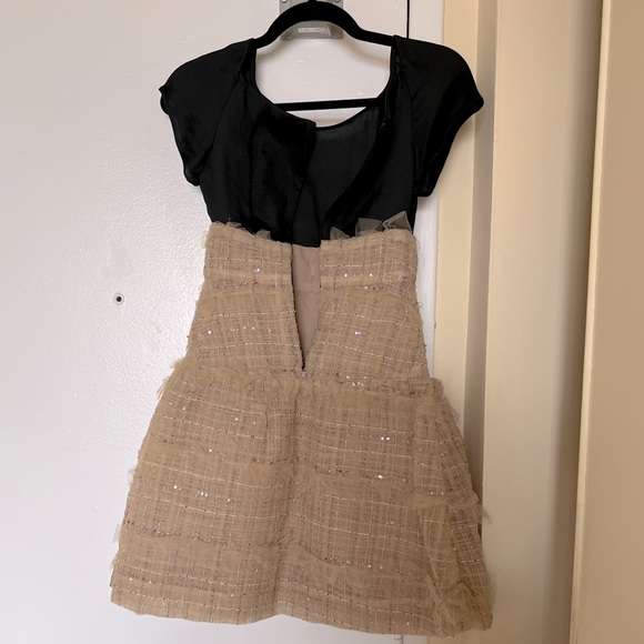 Authentic Chanel dress in size 34/XXS - Picture 5 of 10